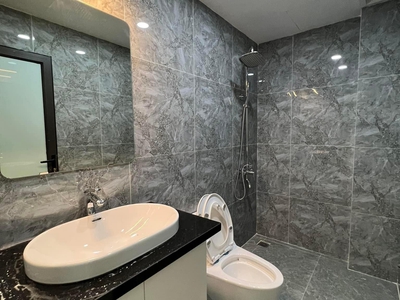 Bán nhà nguyễn khang, dt 65m2 gara ô tô, 2 ô tô tránh, kinh doanh dân xây 4