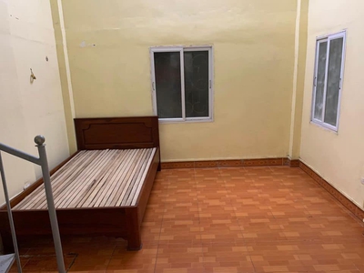 Cho thuê nhà phố đại la, 31m2 x 5 tầng ,3 ngủ, full nội thất, 12tr 4