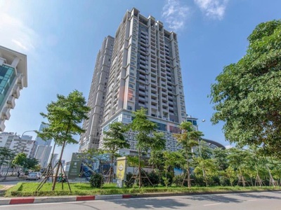 Cho thuê mặt bằng hiệu sách, thời trang, văn phòng quận cầu giấy, free ngoài giờ, treo quảng cáo 0