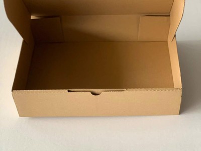 Thùng car ton . hộp gài . hộp đựng quần áo , giày dép 1