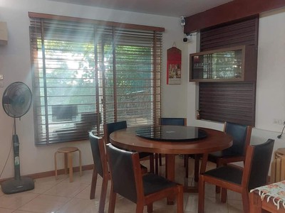 Bán nhà nguyễn khang, dt 65m2 gara ô tô, 2 ô tô tránh, kinh doanh dân xây 1