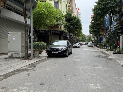 Chính chủ cần bán nhà 6t tổ 4 tt đông anh, đường siêu to, vỉa hè rộng kinh doanh đẳng cấp số 1 đông 2