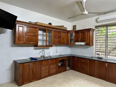 Cho thuê nhà 4 tầng khu Hà Hải, phường Lê Thanh Nghị, TP HD, 3 ngủ, mặt đường to 2