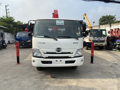 Xe cẩu Hino 3.4 Tấn chạy bằng B2 mới 100, có bán trả góp 2