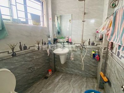 Bán nhà 30m2x5 tầng,ngõ rộng, ô tô đỗ cửa cách đường Phạm Văn Đồng 30m, gần siêu thị HC 3