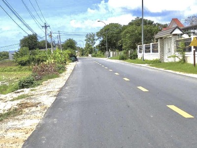 Cần tiền xây nhà nên bán gấp 2 lô đất diện tích 5x50m mặt tiền đường nhựa 12m 0