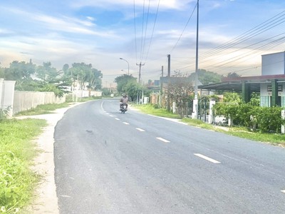 Cần tiền xây nhà nên bán gấp 2 lô đất diện tích 5x50m mặt tiền đường nhựa 12m 1