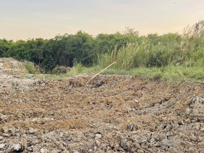 Chủ ngộp cần tiền gấp để lo việc gia đình.  bán lo đất 200m  đường nguyễn bình 1