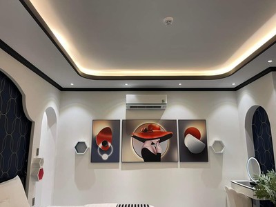 Bán tòa căn hộ và khách sạn mt lý nhật quang. quận sơn trà. 6 tầng thang máy. có hồ bơi 3