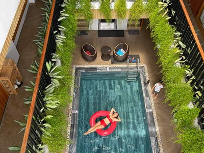 Bán tòa căn hộ và khách sạn mt lý nhật quang. quận sơn trà. 6 tầng thang máy. có hồ bơi 2