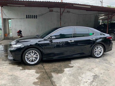 Bán xe toyota camry 2.5q, nhập khẩu thái lan 2019.phường phước hòa, thành phố nha trang, khánh hòa 2