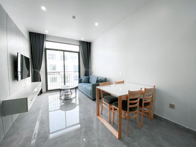 Căn hộ vip 2 ngủ 2 wc siêu rộng chỉ 2xtr vinhome trục chính 4