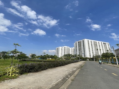 Đất nền sổ đỏ của cđt hai thành liền kề phú mỹ hưng và aeon mall 3