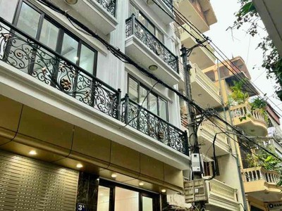 Cho thuê nhà nguyên căn. 32m2   5 tầng mới   8 triệu, bát khối, long biên 0
