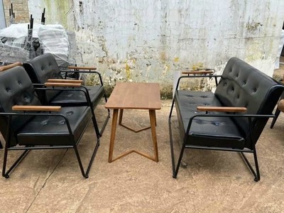 Sofa cafe khung sắt tay gỗ TĐP-01 1