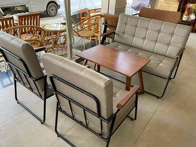 Sofa cafe khung sắt tay gỗ TĐP-01 6