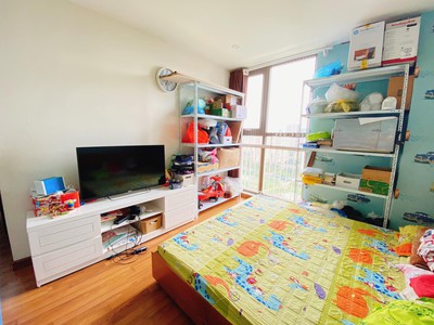 Bán căn hộ chung cư homecity 177 trung kính, tòa v4 lô góc, 3 ngủ, full nội thất, nhà thoáng mát 4