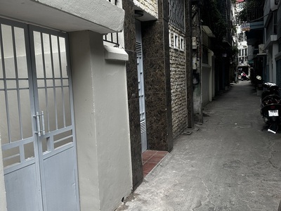 Chính chủ cho thuê nhà tại địa chỉ: số nhà 18 ngõ 24 phố nguyễn phúc lai 0