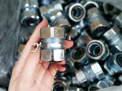 Sỉ lẻ ống ruột gà lõi thép luồn dây điện sẵn ĐÀ NẴNG, HÀ NỘI, HCM 2