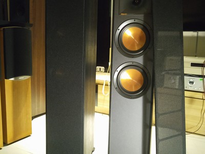 Loa cây nghe nhạc Klipsch sang chảnh Klipsch r620f  làm đẹp gia đình bạn 1