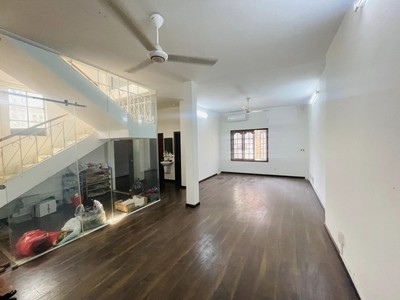 Mt kinh doanh nguyễn trọng tuyển 10m bề thế- 3 tầng - dòng tiền cho thuê 77tr/th, chưa đến 190tr/m2 1