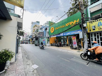 Mt kinh doanh nguyễn trọng tuyển 10m bề thế- 3 tầng - dòng tiền cho thuê 77tr/th, chưa đến 190tr/m2 0