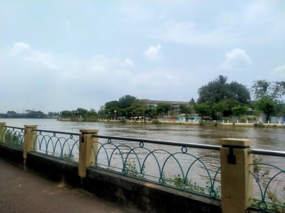 Bán lô đất thổ cư 100  view sông sài gòn bình thạnh 233m2 , giá 11tỷ2 . 0