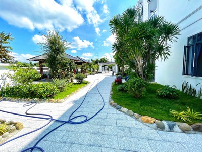 Chuyện nhượng biệt phủ 789m2 đối diện cụm cn sông cầu, đường nhựa 26m 4