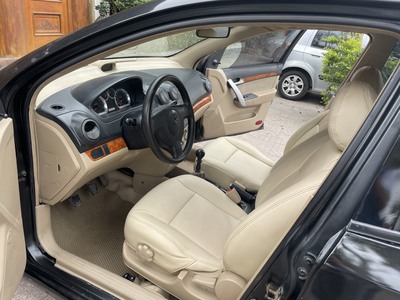 Bán xe aveo sx 2011 xe gia đình không tác xi dịch vụ 159 phạm đình toái tp vinh, nghệ an 1