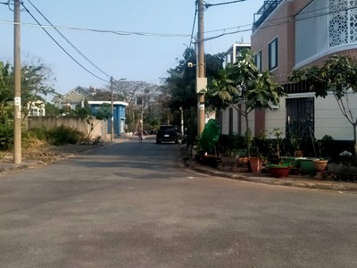 Bán lô đất thổ cư 100  view sông sài gòn bình thạnh 233m2 , giá 11tỷ2 . 4