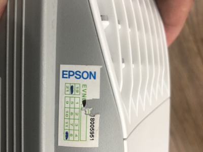 Thanh lý máy chiếu Epson  EB-X39 như mới 3