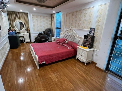 Bán chung cư  Cienco1 Hoàng Đạo Thúy CĂN GÓC 110m2, 3 ngủ, 2 vs chỉ 3.x  tỷ 4