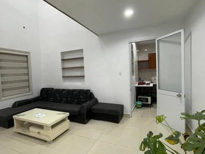 Cho thuê nhà  trong ngõ đường Nguyễn Hữu Tuệ 1