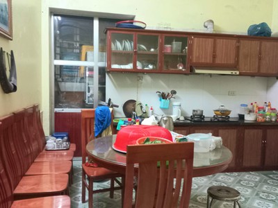 Bán nhà lô góc 5 tầng phố nguyễn trãi 46m gần ngã tư sở royal city tngõ thông kinh doanh ô tô đỗ 1