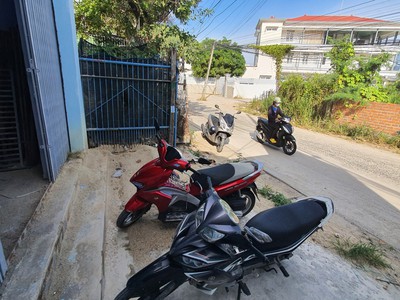 Bán đất tặng nhà cấp 4, mặt tiền đường Ngô Đến, Ngọc Hiệp, Nha Trang 149m2 4