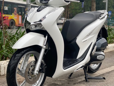 Cần bán SH Việt 150 ABS 2021 Màu Trắng zin đét- Cực Chất 0