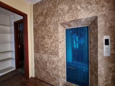 Cần bán BT Mễ Trì Thượng, DT 107m x 4,5T. MT 8,8m.Thang máy. Giá19,5 tỷ.LH: 0964769634 0