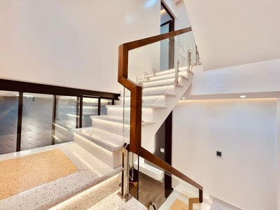 Nhà xây mới độc lập 4 tầng diện tích hơn 40m giá 4.18 tỉ cực đẹp phố chu văn an 3