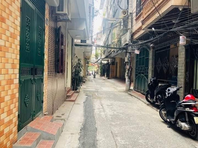 Tôi bán gấp nhà riêng ngõ 120 Yên Lãng 4 tầng oto đỗ cửa giá hơn 3 tỷ 0