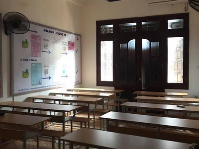 Nhà liền kề 55m2x4 tầng, 8 phòng, A16- Huy Du, ô tô đỗ cửa, vỉa hè rộng, chỉ cho thuê làm Văn phòng, 1