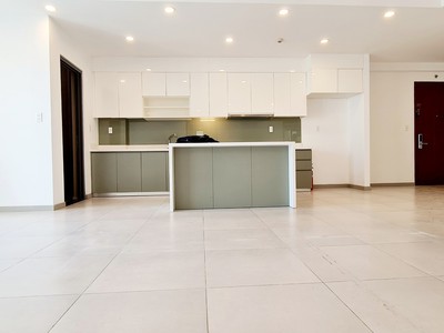 Cần bán hoặc cho thuê CHCC The Gold View 117m2, 3Pn, 2tollet 4
