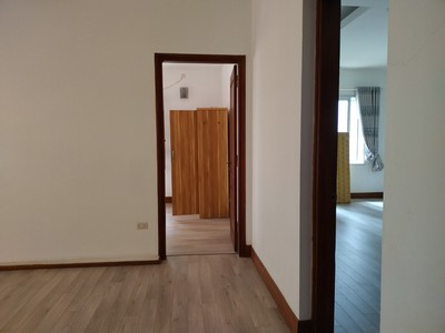 Chính chủ cho thuê nhà 3 tầng, Quảng An, Tây Hô, HN  ngay cổng phủ 2