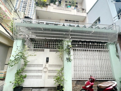 Xe gia đình còn mới đến 99% 166