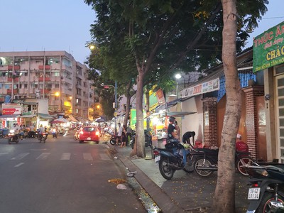 Xe gia đình còn mới đến 99% 273
