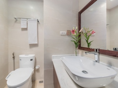 Xe gia đình còn mới đến 99% 567