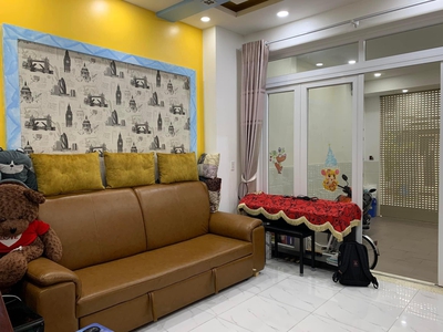 Xe gia đình còn mới đến 99% 312