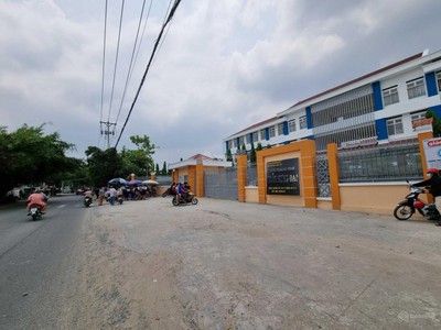 Bán đất sổ hồng thạnh lộc 29,thạnh lộc quận 12,hướng nam,xây dựng tự do 2