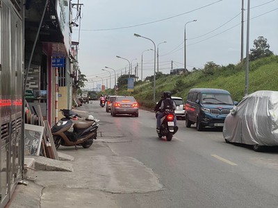 Xe gia đình còn mới đến 99% 864
