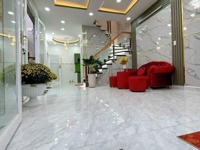 Xe gia đình còn mới đến 99% 889