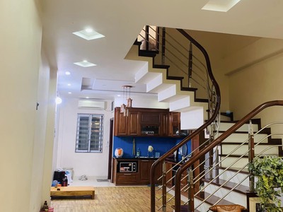 Xe gia đình còn mới đến 99% 46